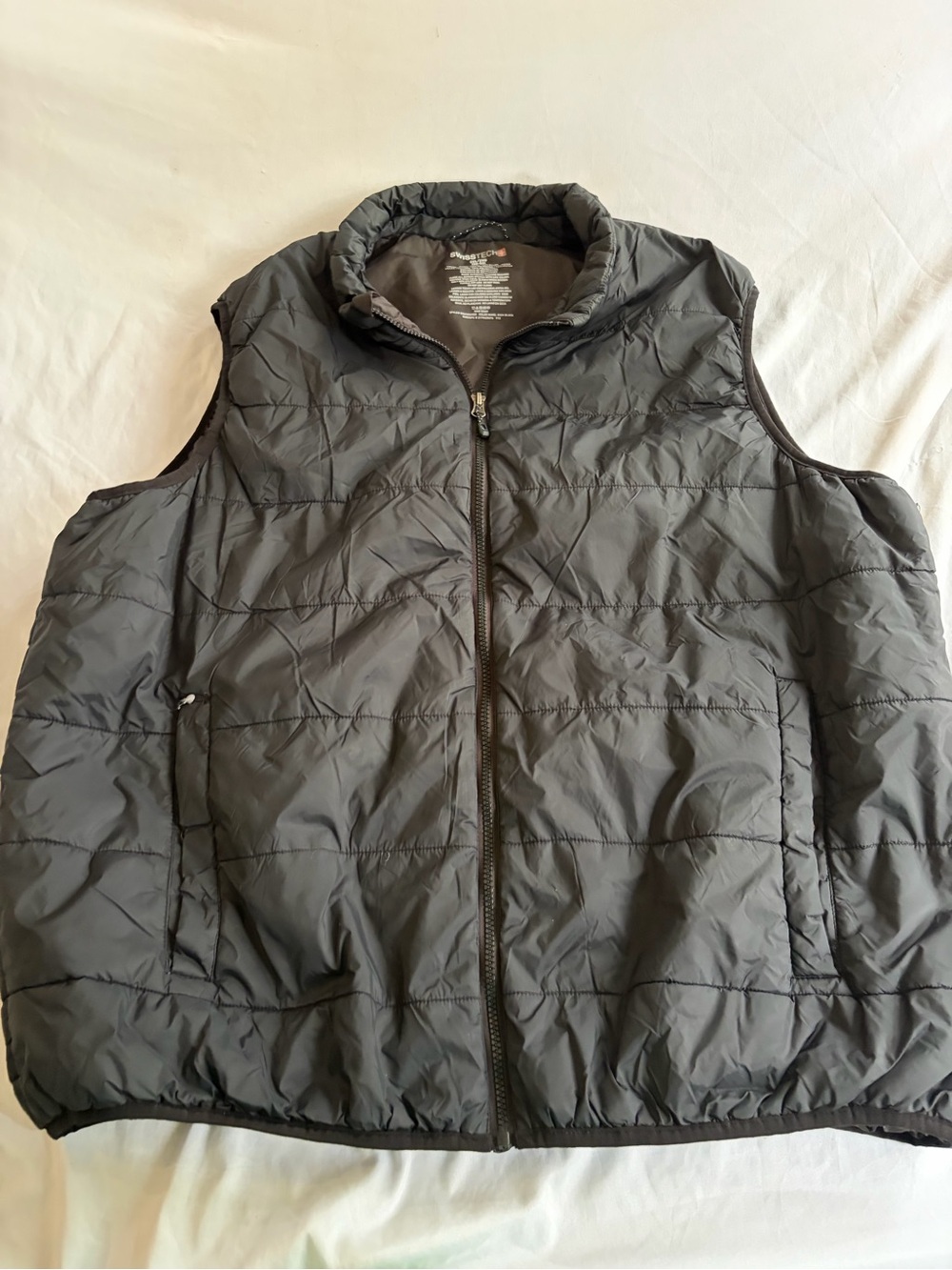 Swiss Tech Men's Quilted Puffer Vest - Black Size 2XL